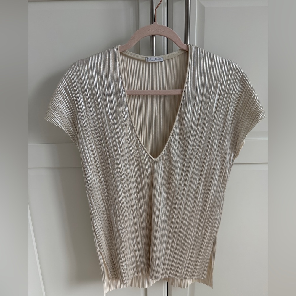 Zara Silver Pleated Top - Picture 1 of 6